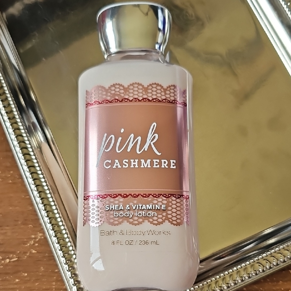 New Bath & Body Works Pink Cashmere Lotion Original Discontinued And HTF